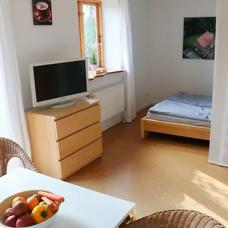 Apartment Mit Tiny House Freienwill